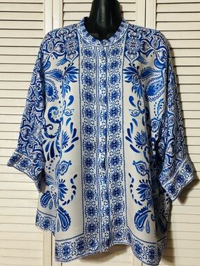 Hale Bob silky Blue & White Printed blouse